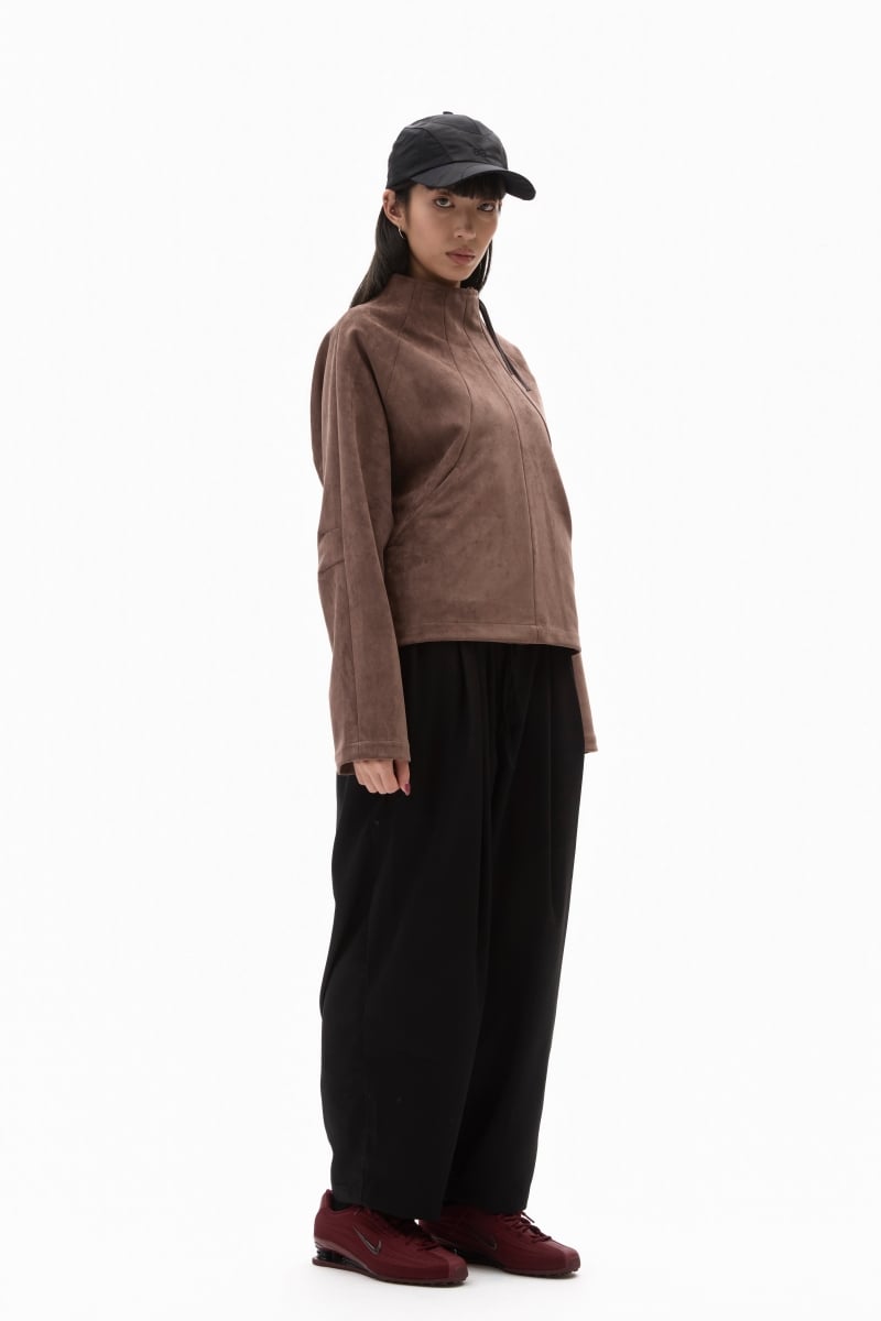 台灣設計師品牌 ALLENKO3 脊椎外套再進化！同步推出 5 款秋冬新作，上衣、外套、配件全系列解析