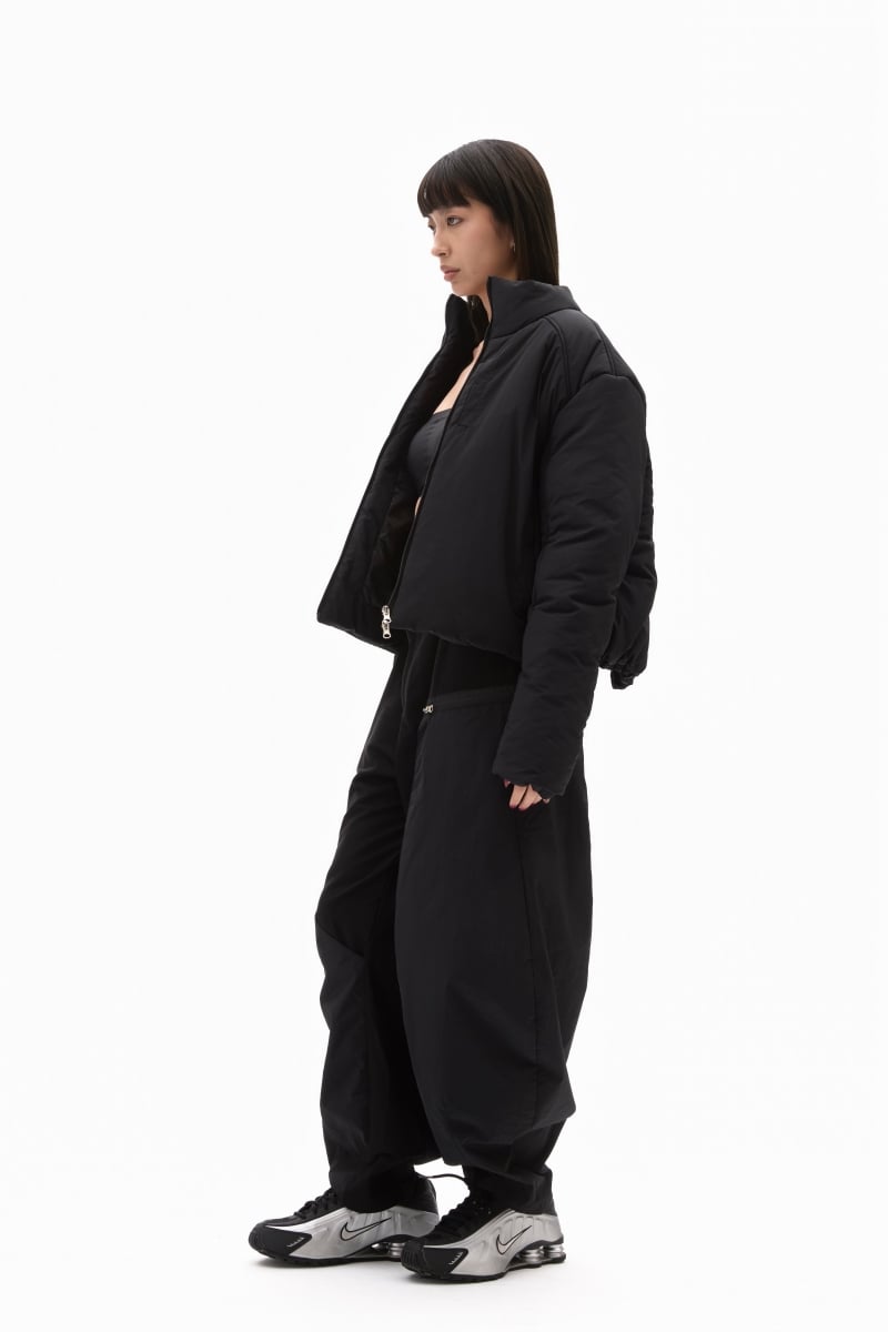 台灣設計師品牌 ALLENKO3 脊椎外套再進化！同步推出 5 款秋冬新作，上衣、外套、配件全系列解析