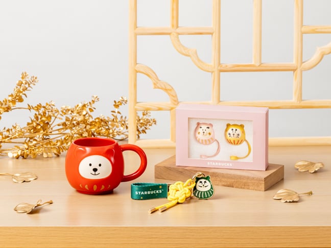 星巴克推出 2026 達摩開運系列！新品杯款、貼身小物，熱賣商品一次看！
