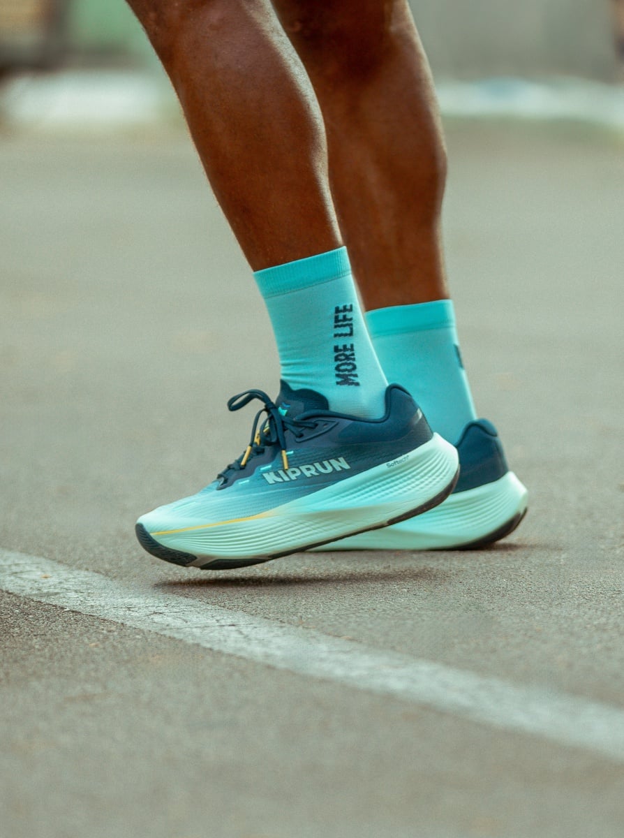 迪卡儂 50 週年跑鞋品牌 KIPRUN 打造完整跑鞋系統！從訓練、競速到日常穿搭全面到位！