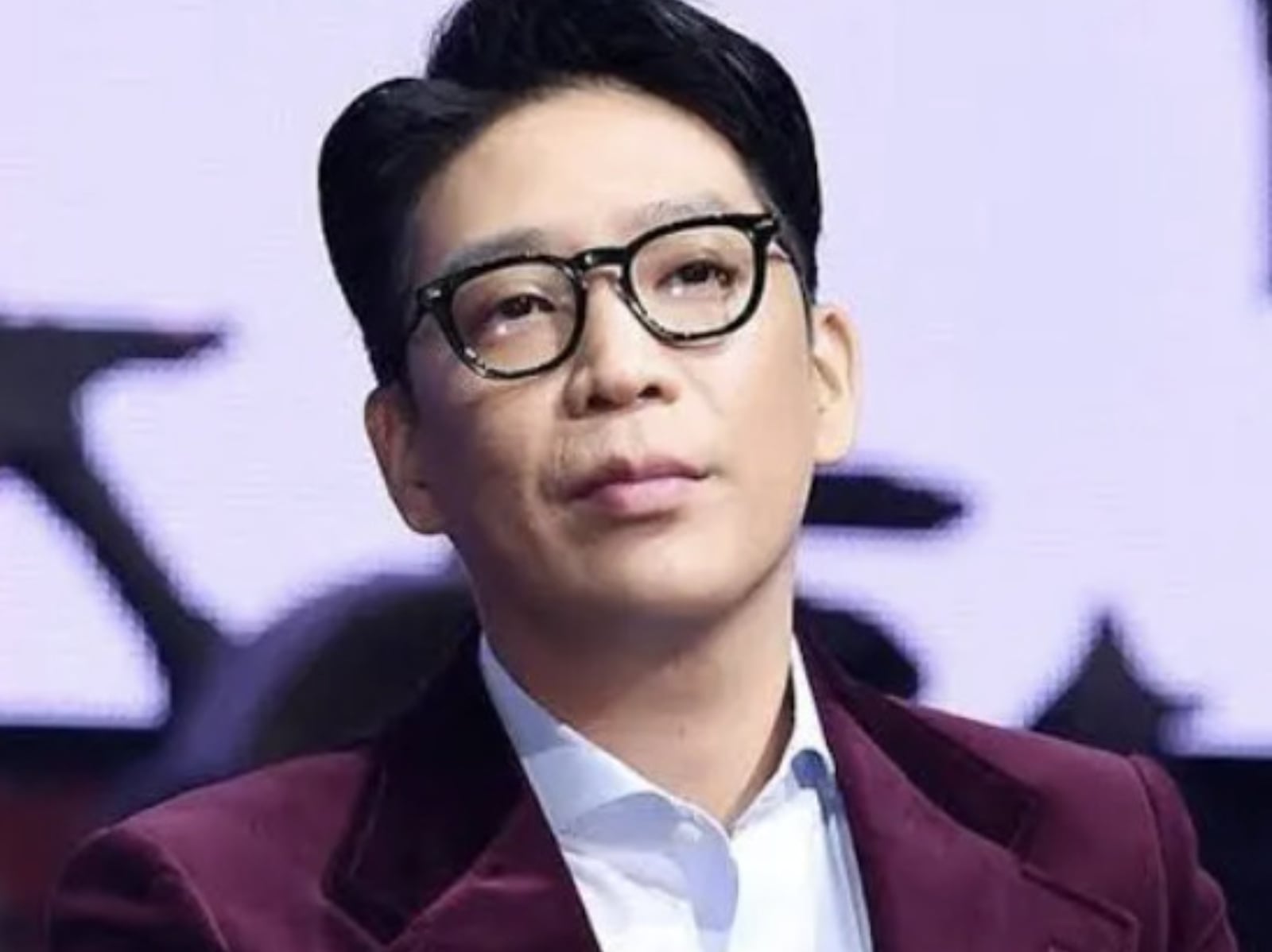 MC夢遭鄰居投訴豪宅變性交易場所！疑似酒店小姐畫面曝光！