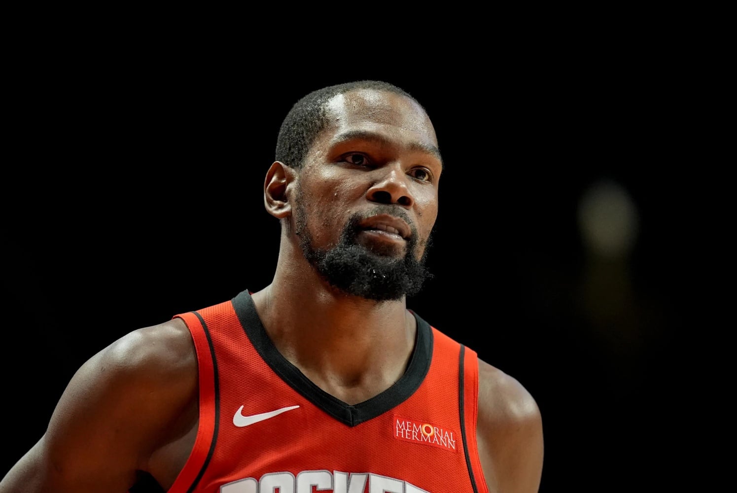 NBA／KD 看不下去 Alperen Sengun 被對手一步過，當場怒吼「防守一下好嗎！」