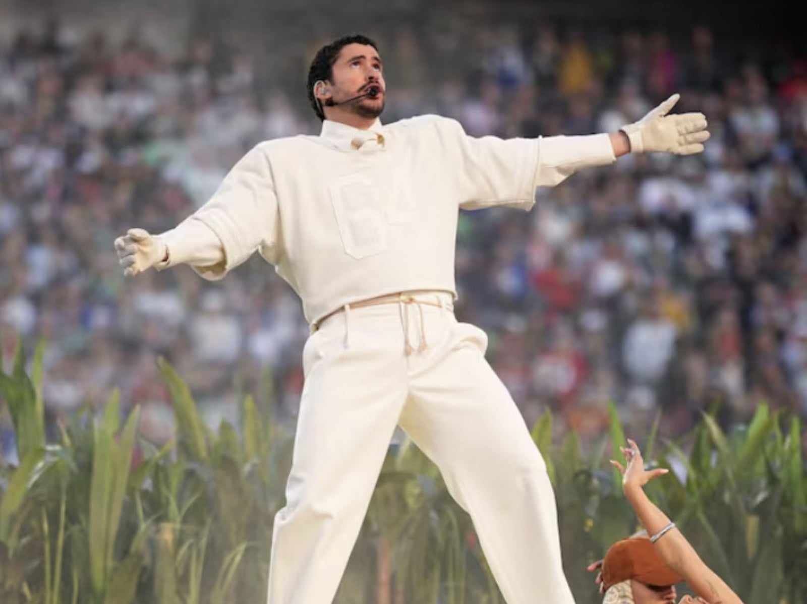 羅根保羅 Logan Paul 一字回應壞痞兔 Bad Bunny 超級盃表演！前 WWE 雙雄恩怨再掀話題！