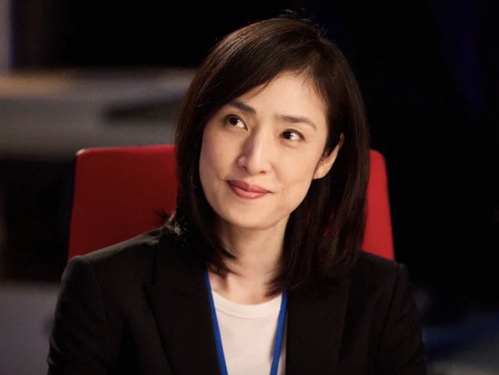 天海祐希 58 歲超凍齡！深夜吃洋芋片不怕胖，獨創卡路里理論引熱議！