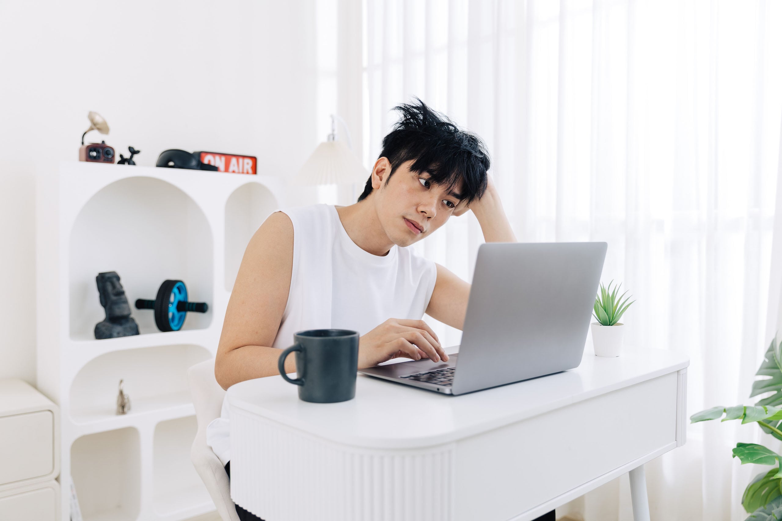 男生保養超簡單！跟著妮維雅男士水活系列「1洗2拍3保濕」，3 步驟 3 秒爆水，狀態直接點滿 C 位出場！