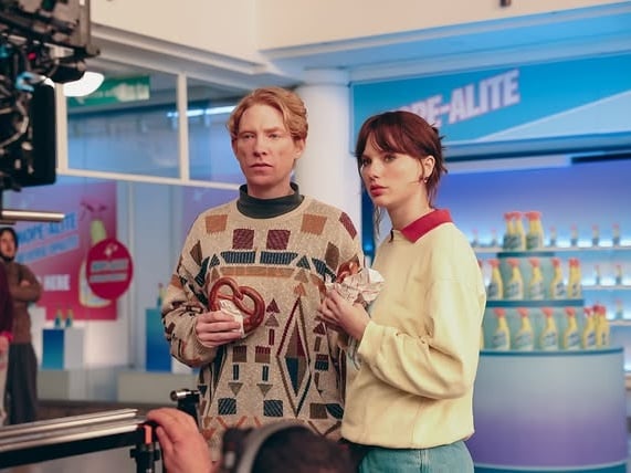 泰勒絲 Taylor Swift 新歌〈Opalite〉MV超狂！席尼墨菲等大咖影帝助陣含金量超高！