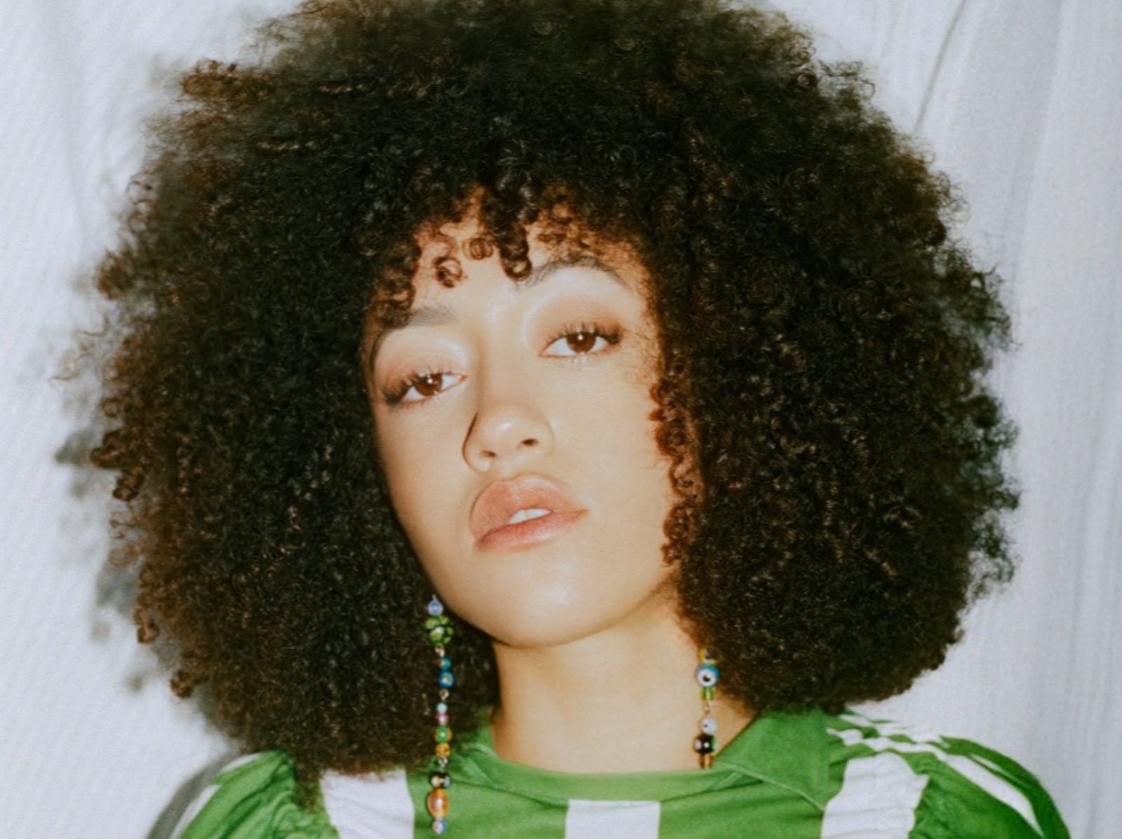 美國 R&B 新星 Jenevieve 5 月台北開唱！時間地點、票價、售票資訊一次看！