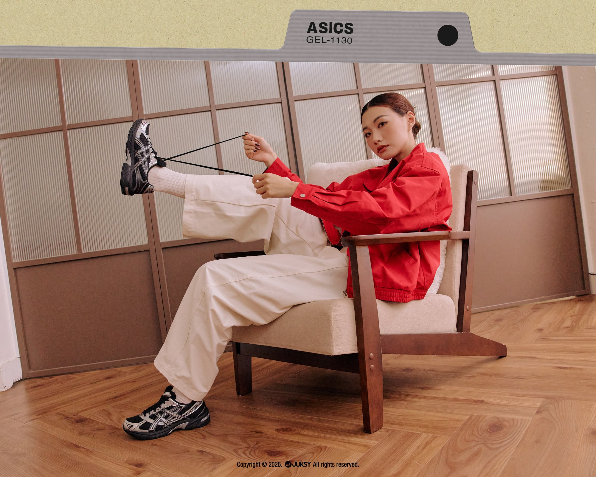 回暖預告，衣櫃色彩覺醒！用亮色點亮春日穿搭，搭上 ABC-MART 嚴選必收鞋款，甜酷少女也能駕馭粉嫩的早春色系！