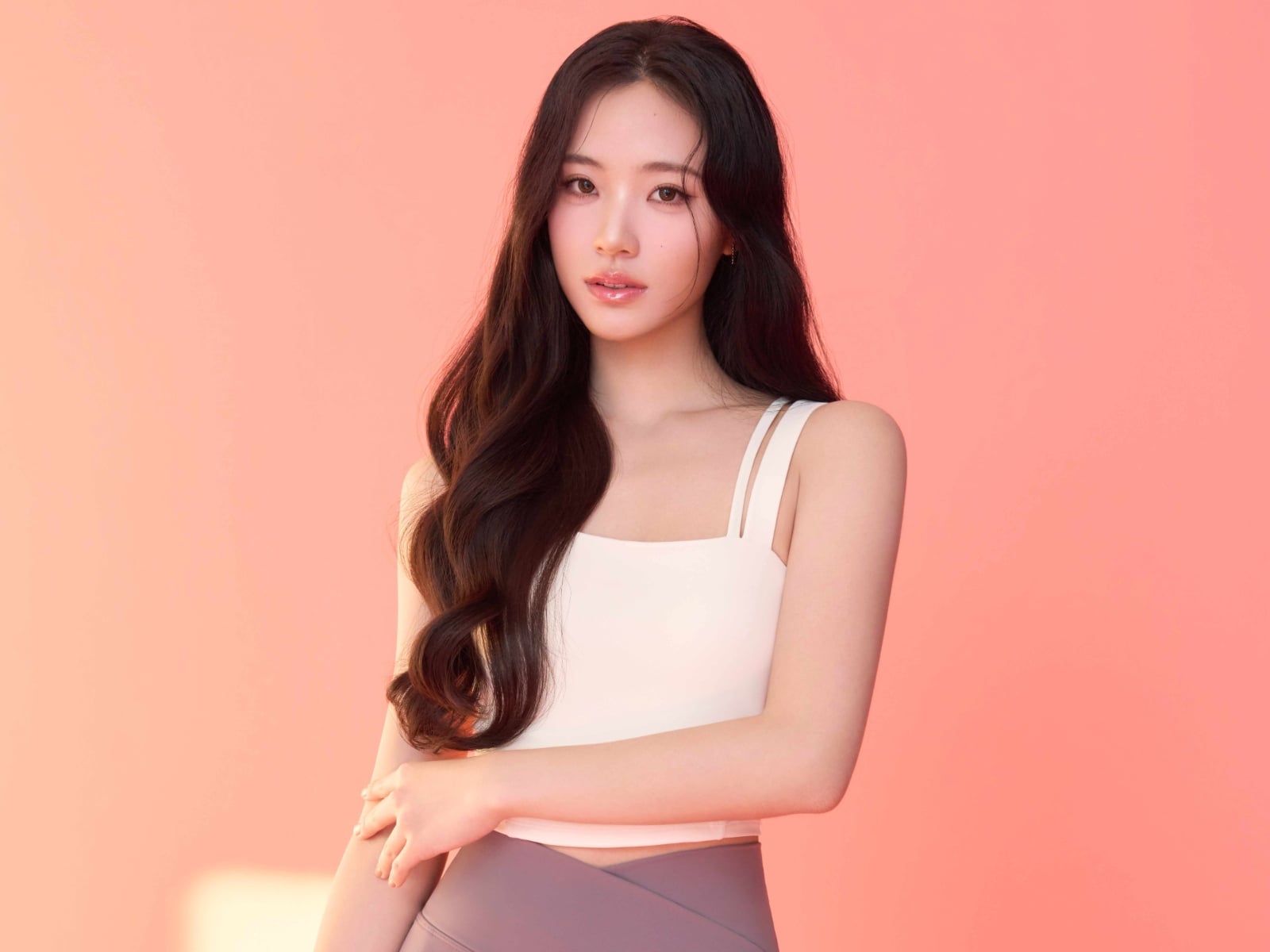 2026 情人節約會穿搭怎麼穿？小 S 女兒 Lily 許韶恩身高 165 示範 Triumph Athleisure 都市律動系列！