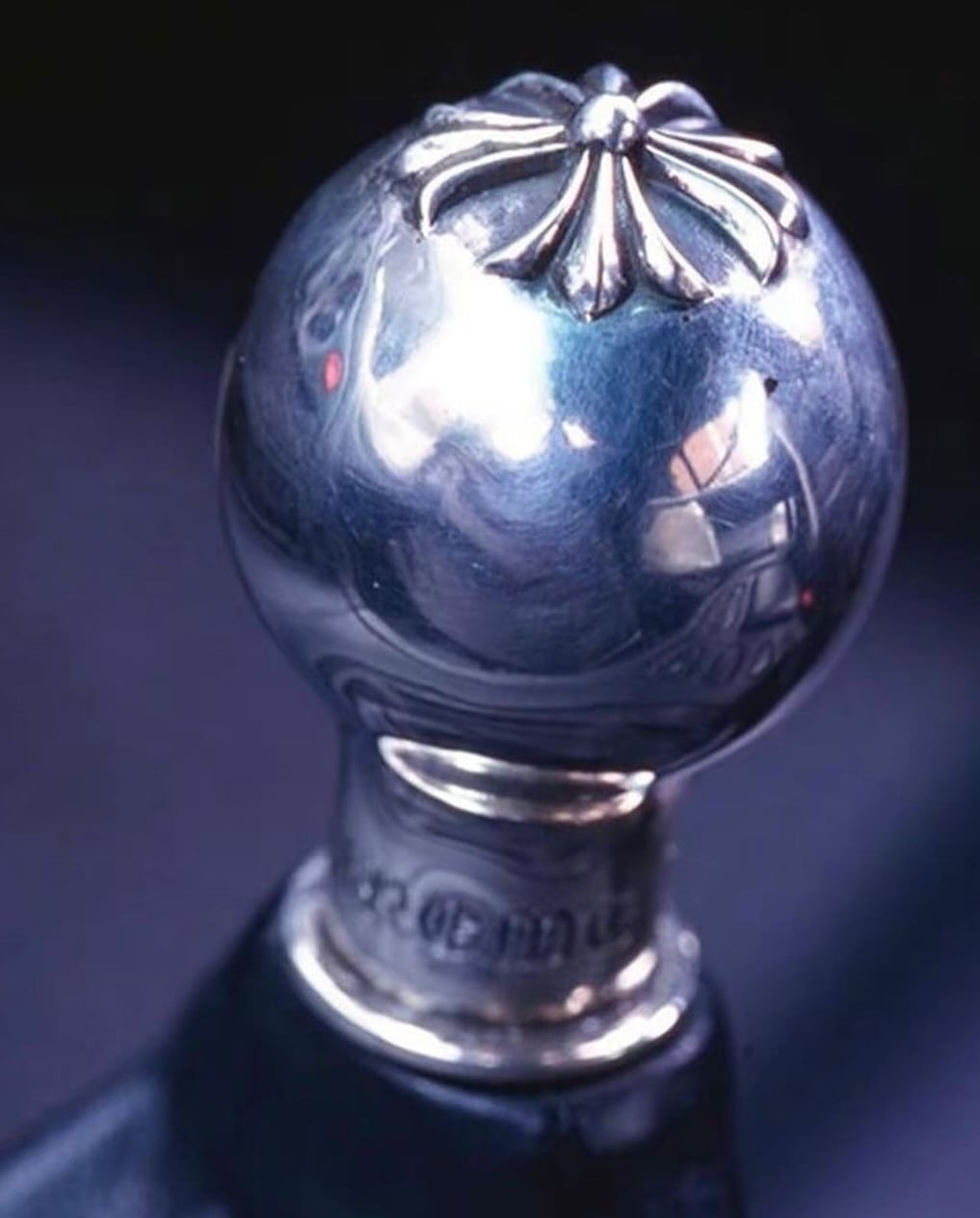 Chrome Hearts 超激罕定製 Mazda RX-7 車款！銀色十字架排檔頭、高級皮革座椅，根本是夢寐以求車款！