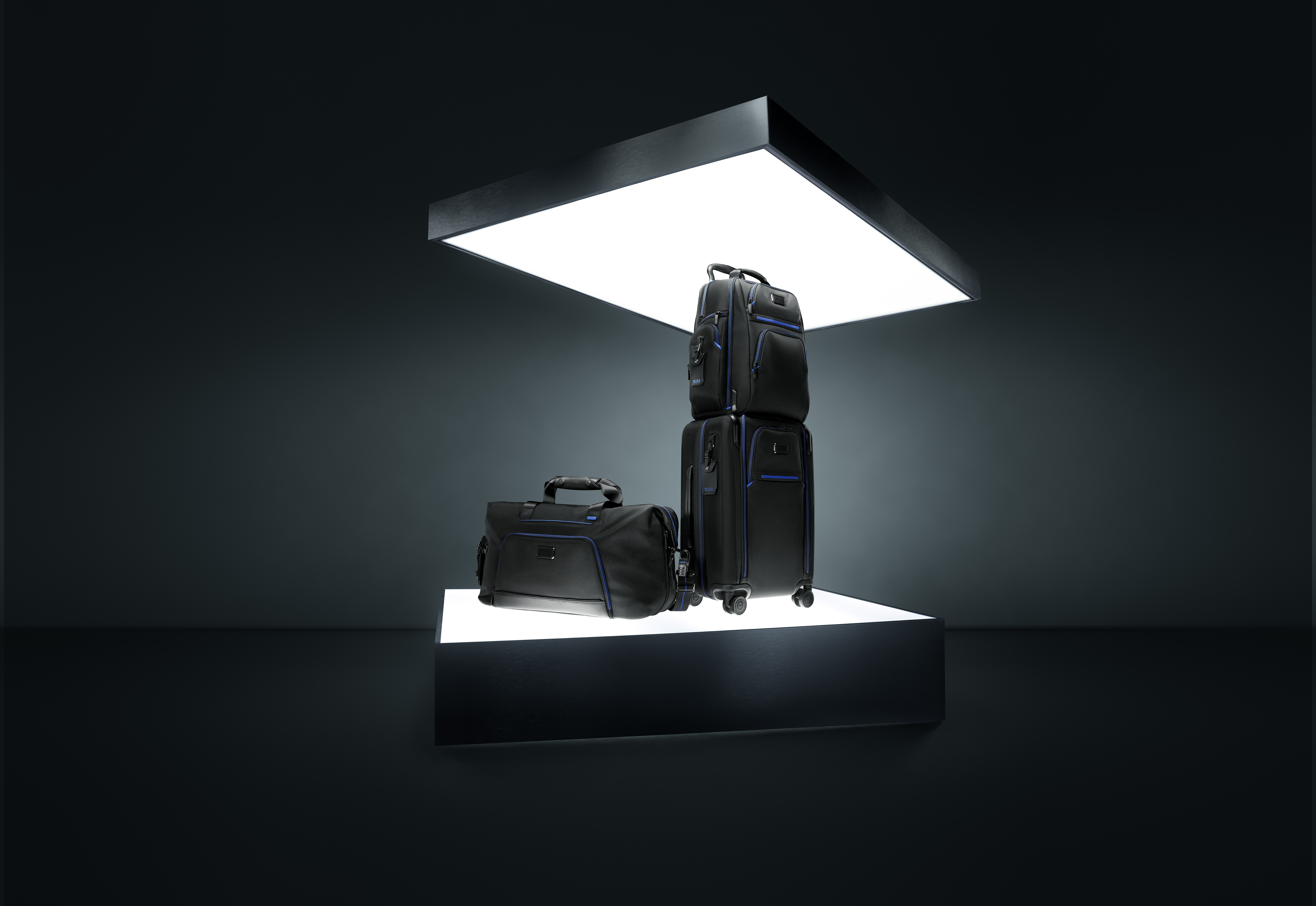 場景秒切換，風格不掉線！TUMI Alpha 系列，效率就是帥！