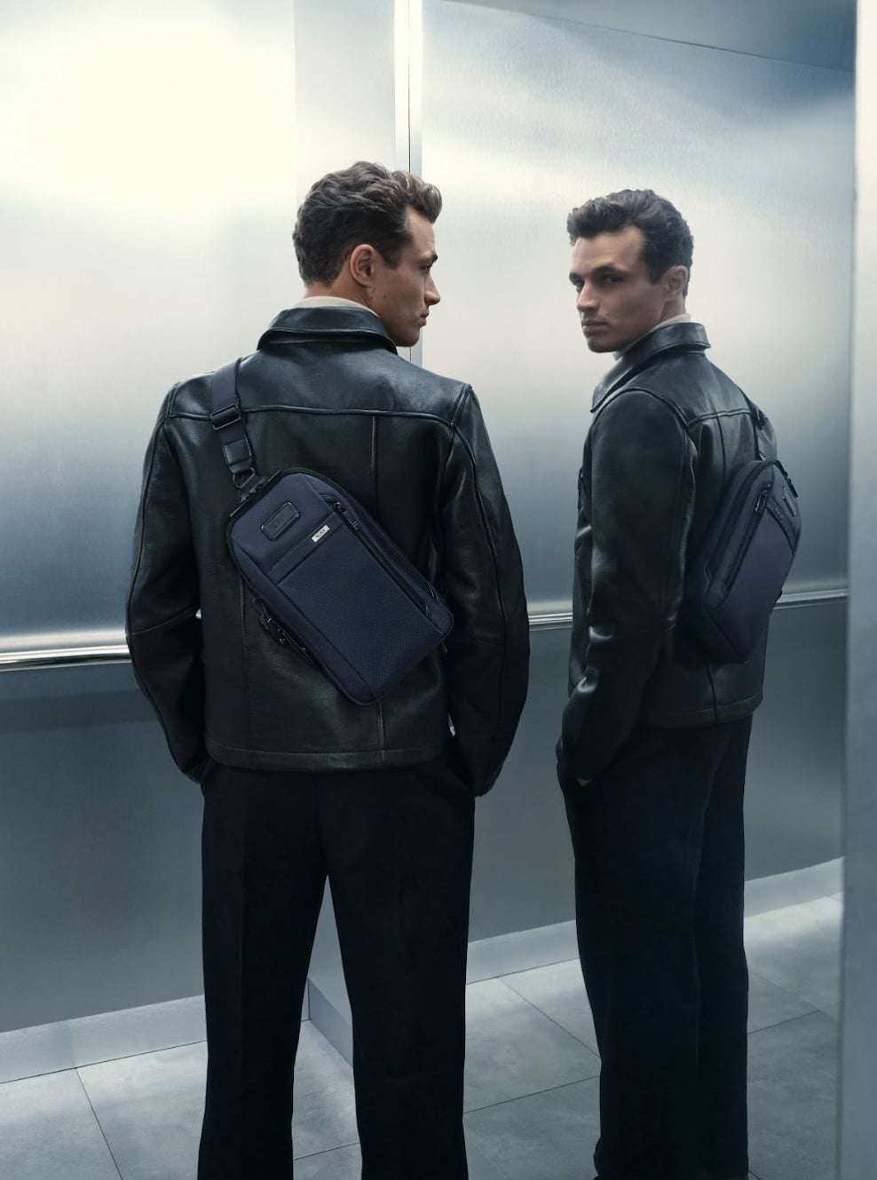 場景秒切換，風格不掉線！TUMI Alpha 系列，效率就是帥！