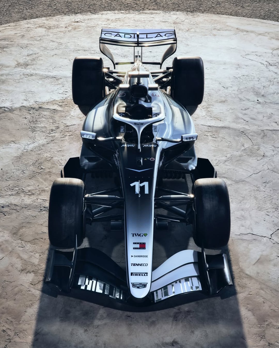 F1／TOMMY HILFIGER × Cadillac 車隊官方聯名來了！紅白黑 3 色系、復刻車手服飾⋯2026 賽季必收清單