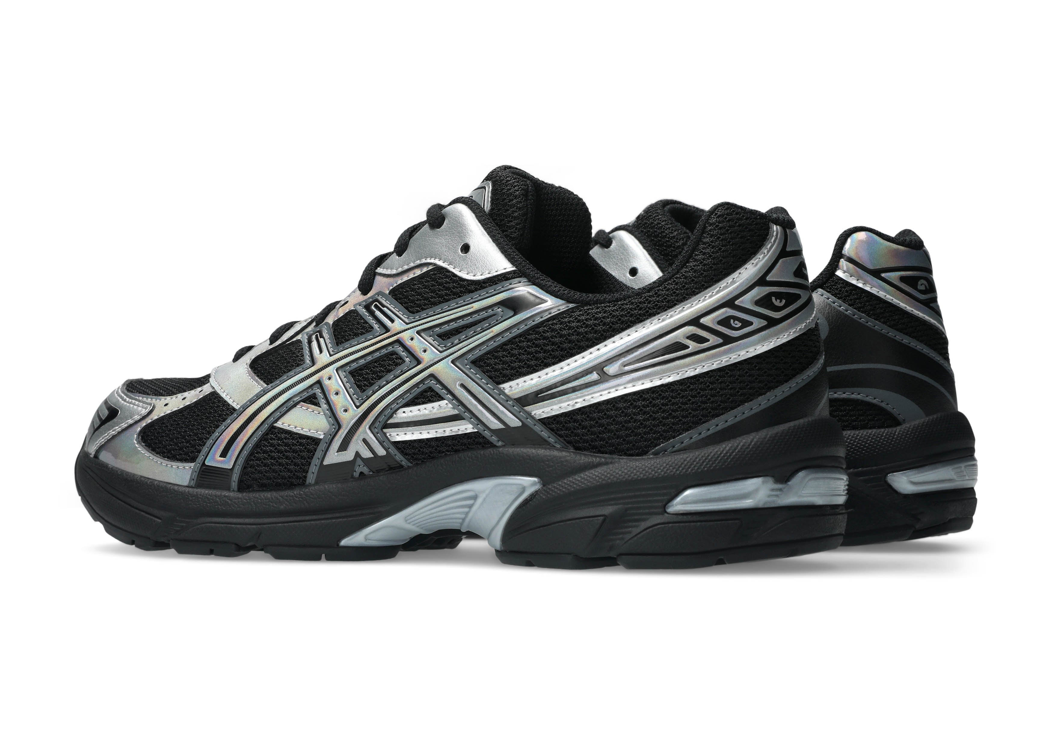 新年不走大紅大紫,ASICS HOLIDAY PACK 讓你腳下藏「隱藏彩蛋」!