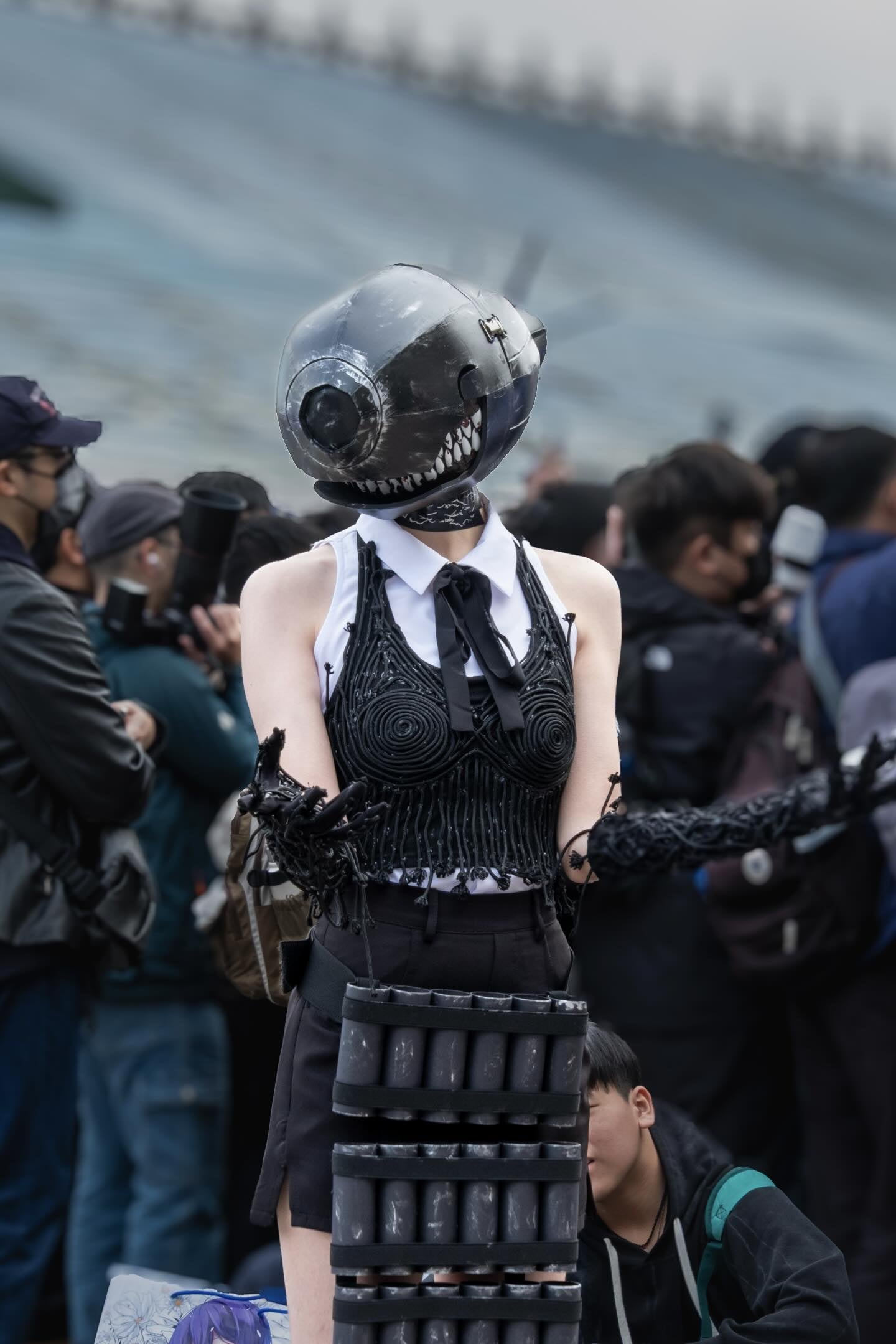 台北動漫節神級還原再 +1！《鏈鋸人》蕾潔炸彈惡魔 Cosplay 成社群焦點