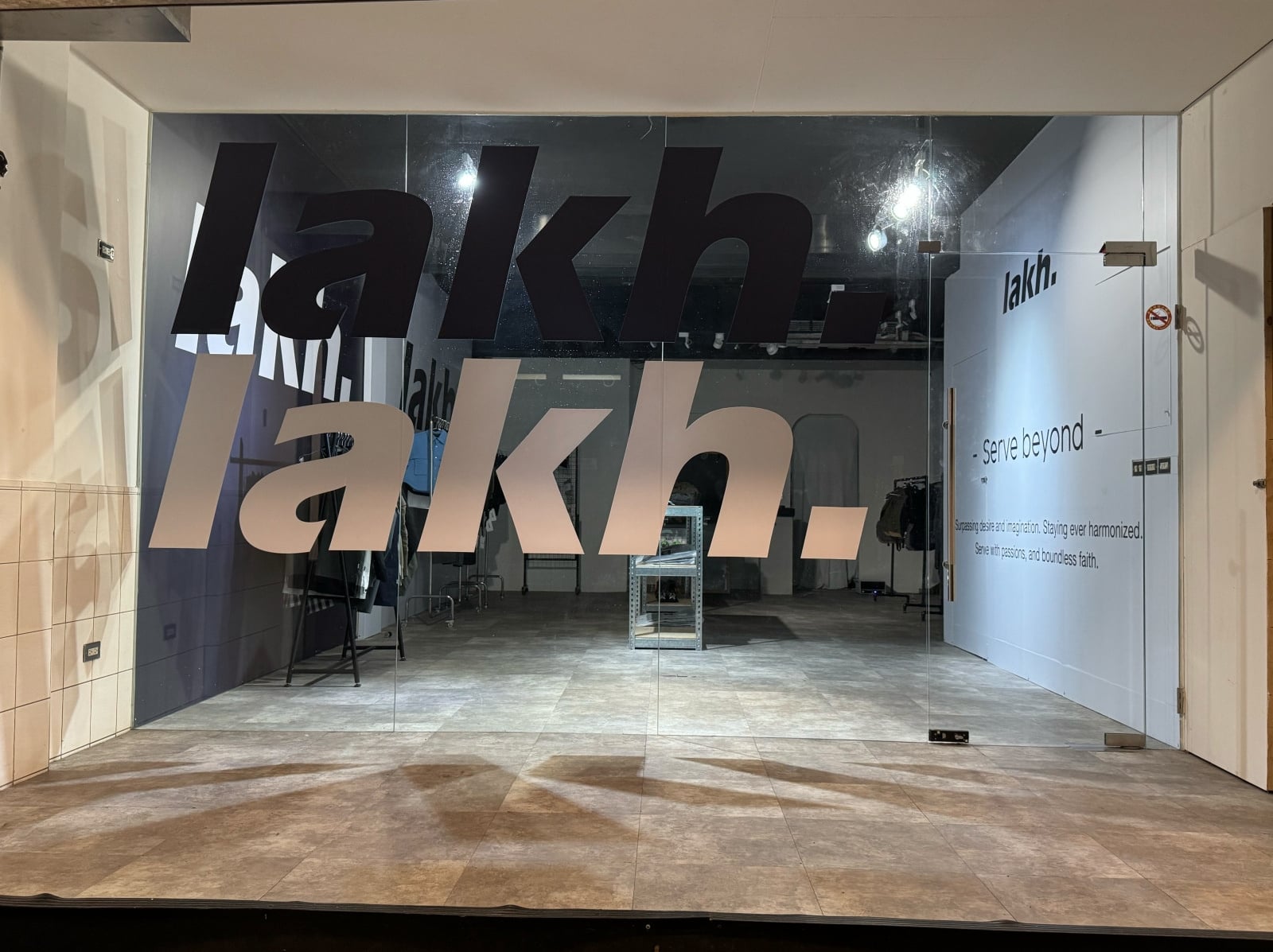 香港潮牌 LAKH 首度進駐台北中山！與 EROOMS 聯手開設期間限定店，帶來多個限量系列！