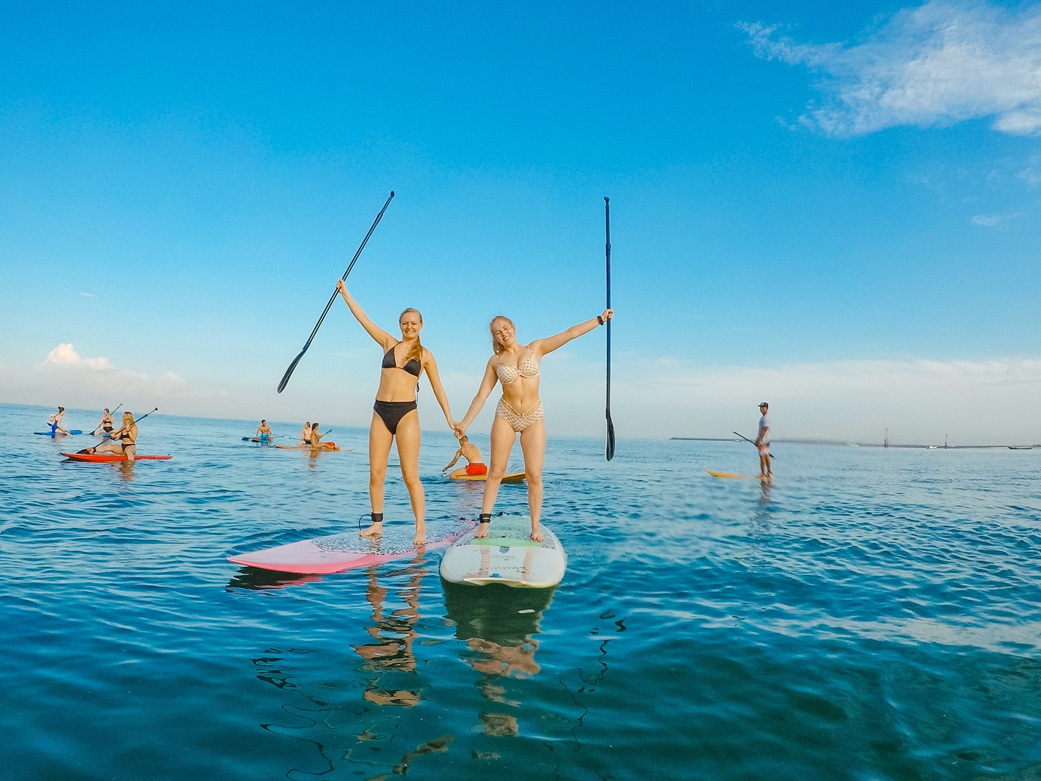 2026 年行事曆曝光！8 個連假免補班「請 4 休 10」攻略一次看！