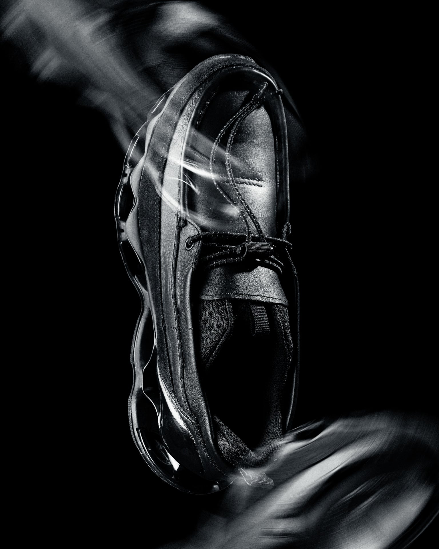 Mizuno Wave Prophecy Moc 2026 台灣發售整理！全黑皮革經典重現、超人氣鞋王回歸！