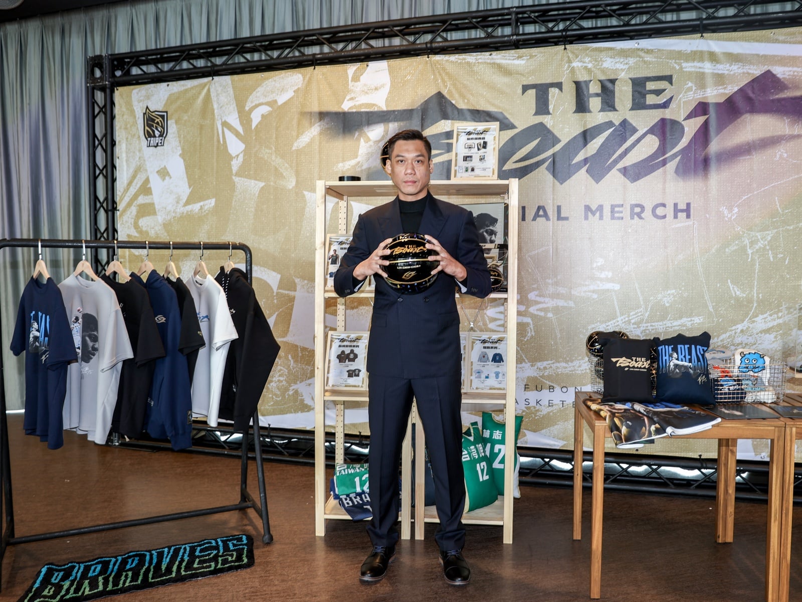 林志傑引退賽「售票時間、票價」完整資訊一次看!淚灑記者會現場、台籃 GOAT 傳奇謝幕!