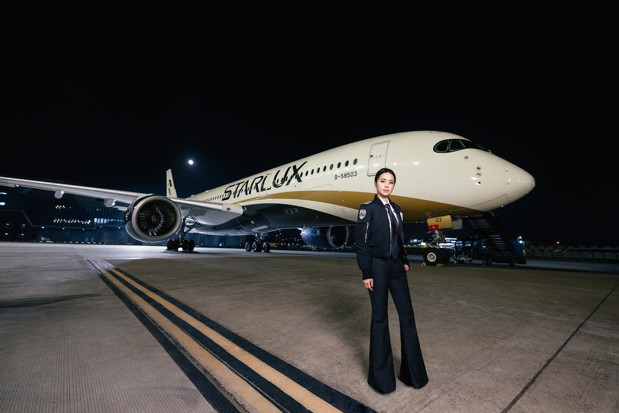 蔡依林〈布拉格廣場〉23 年後全新 MV 曝光！攜手星宇航空穿機長制服畫面太震撼！