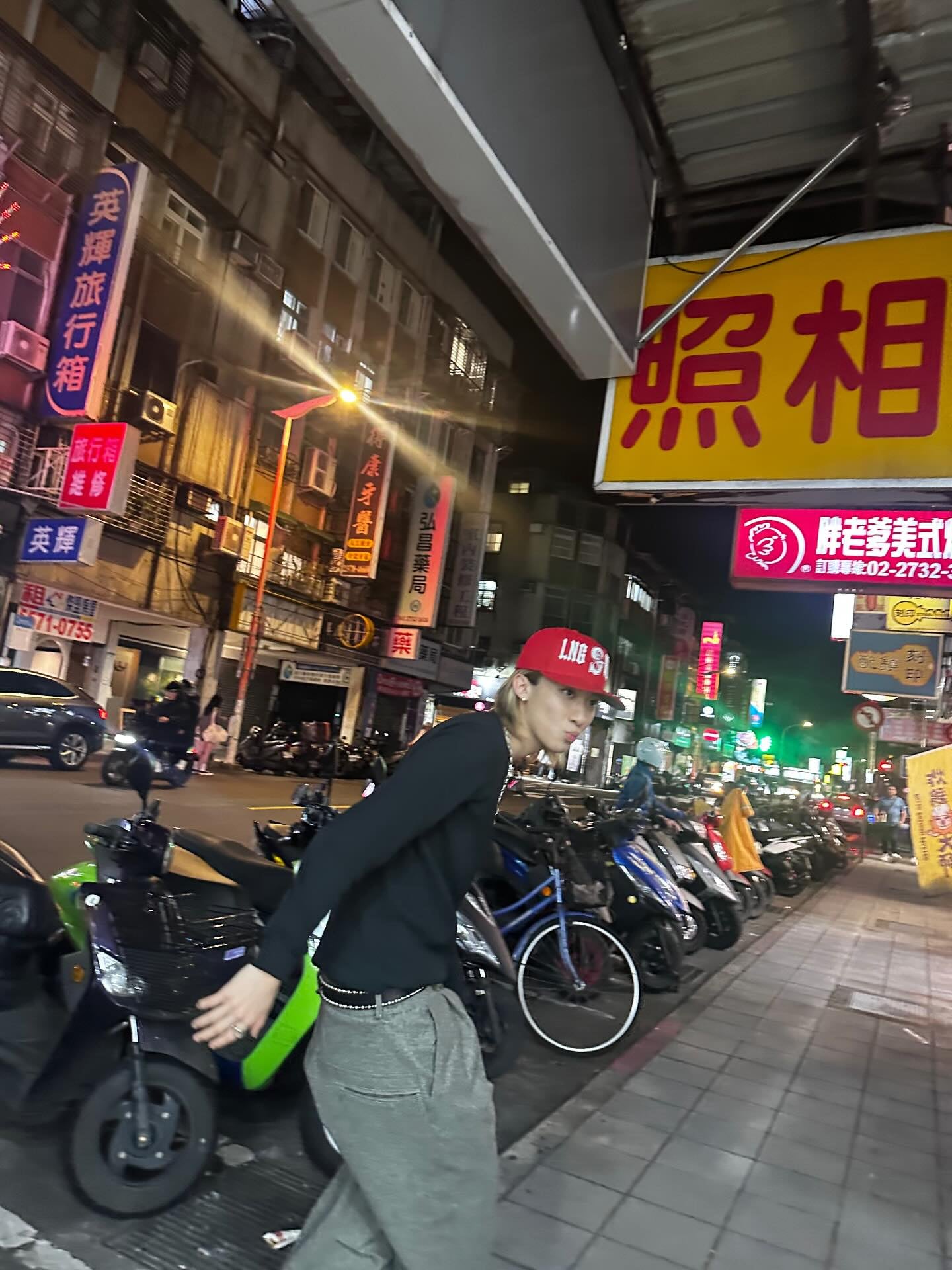 LNGSHOT 來台行程引熱議！成員 Ryul 愛上「瑞穗巧克力牛奶」，粉絲讚：「金栗懂喝！」