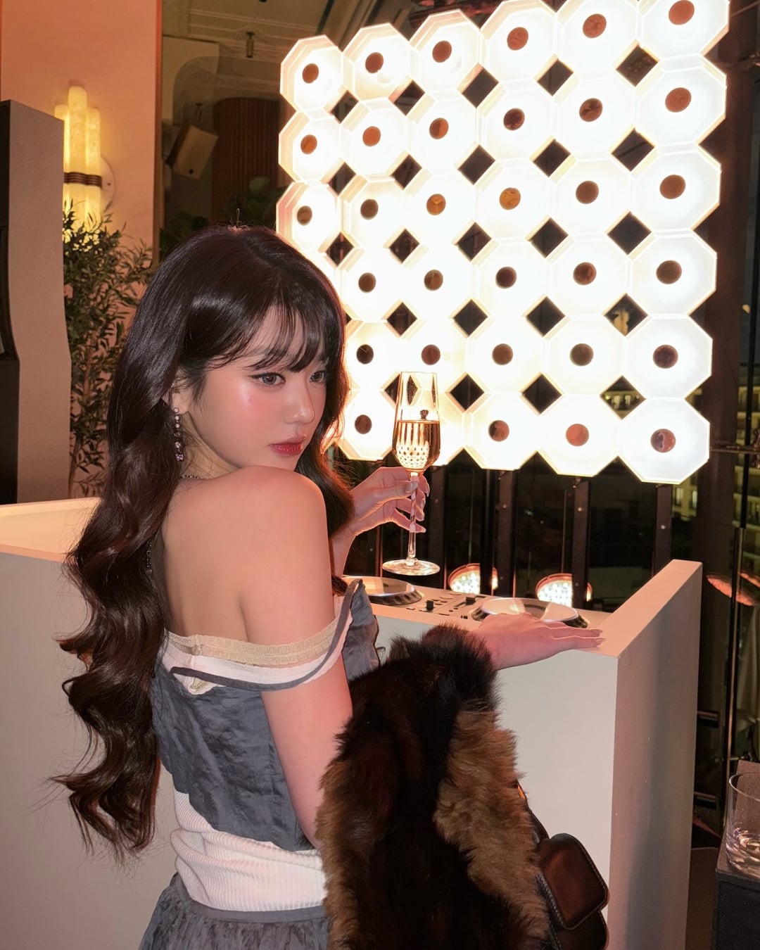 IVE 張員瑛「Lucky Vicky」正向哲學引熱議！14 金句曝光：「我就是我的人生主角！」