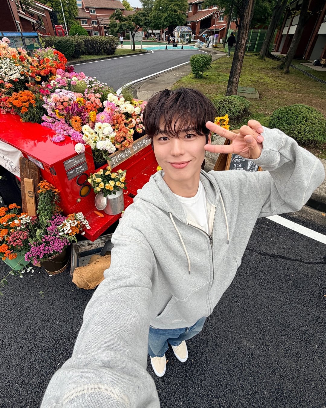 走過低潮黑暗，朴寶劍用勇氣點亮人生 「常說感謝，就會遇到值得感謝的事」