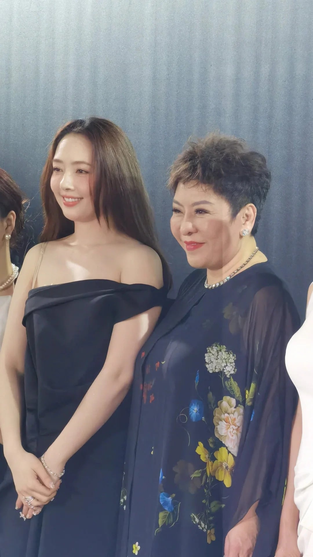 向華強宣布遺產全給郭碧婷!身高 170 混血兒、《小時代》爆紅⋯8 件事認識!