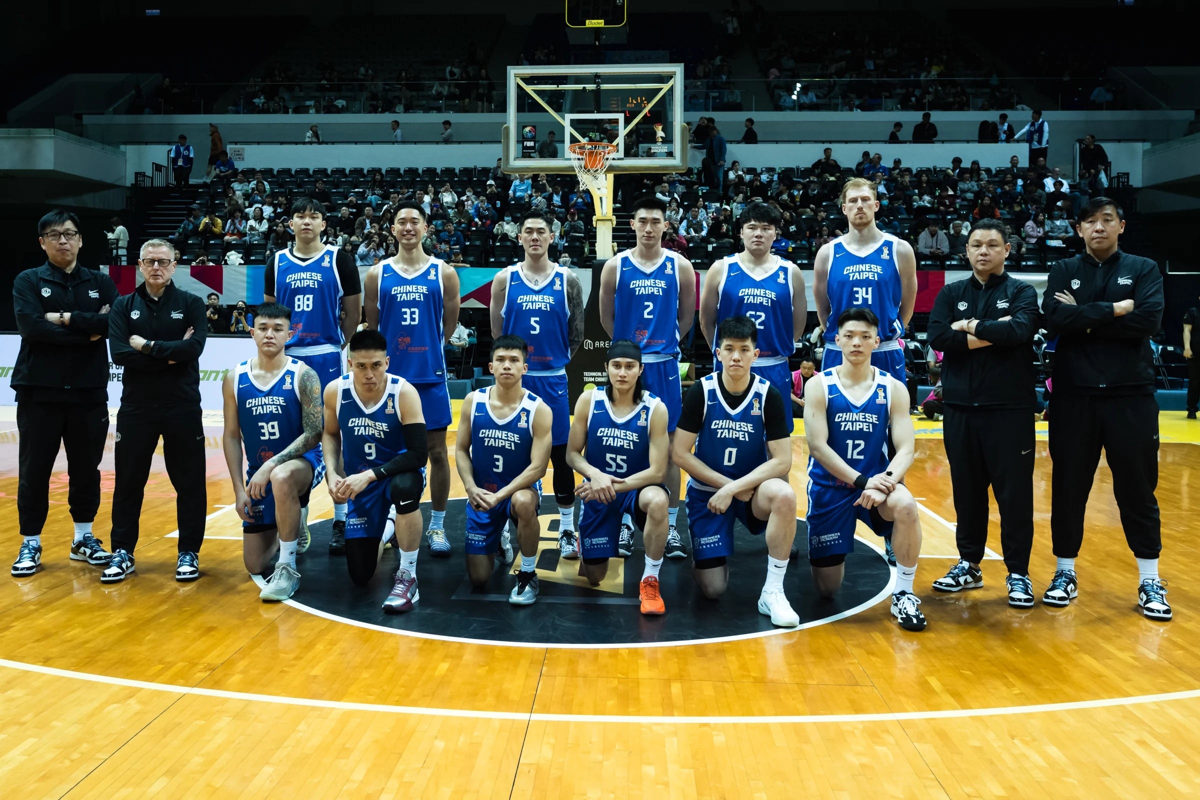 世界盃資格賽／中華男籃 12 分擊敗韓國首勝到手！林庭謙、雷蒙恩、陳盈駿等人強勢發揮！