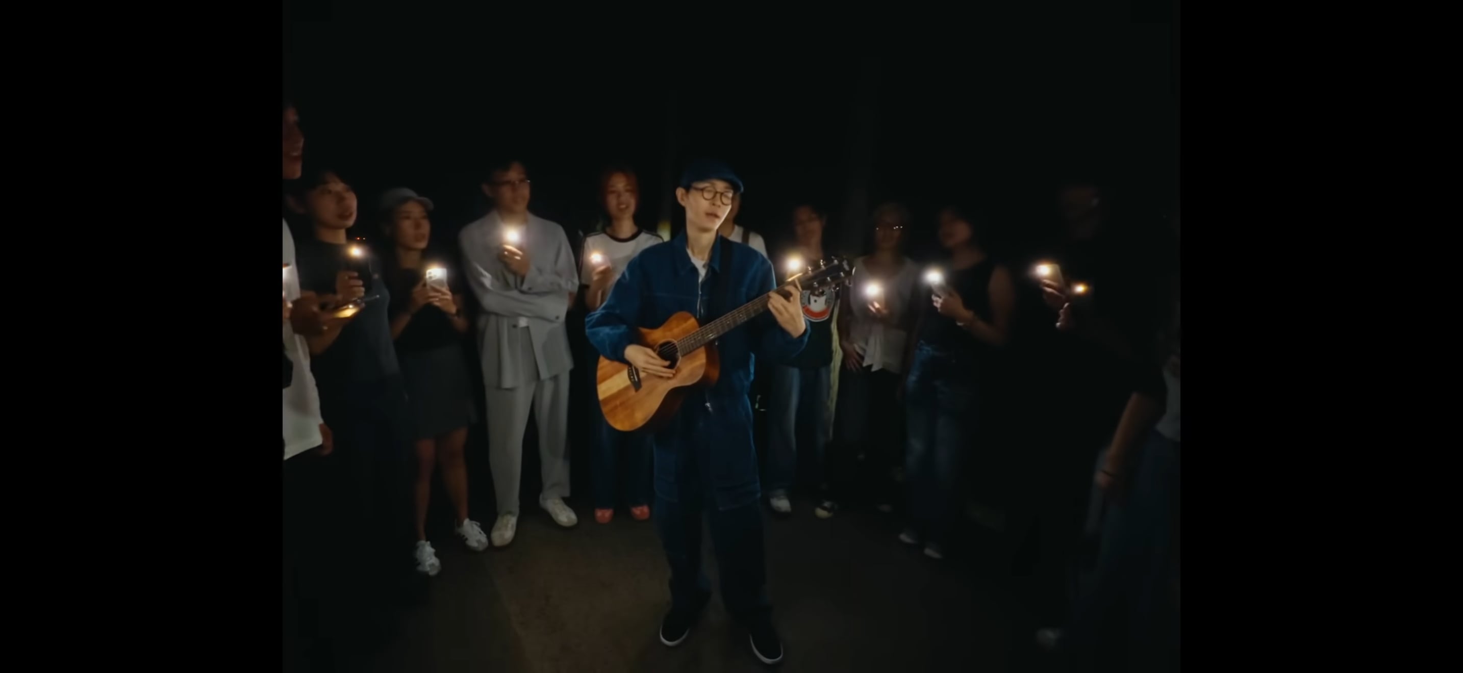 方大同生病過世！遺作〈才二十三〉MV上線　真實畫面曝光惹淚：「那是他最後一次彈唱！」