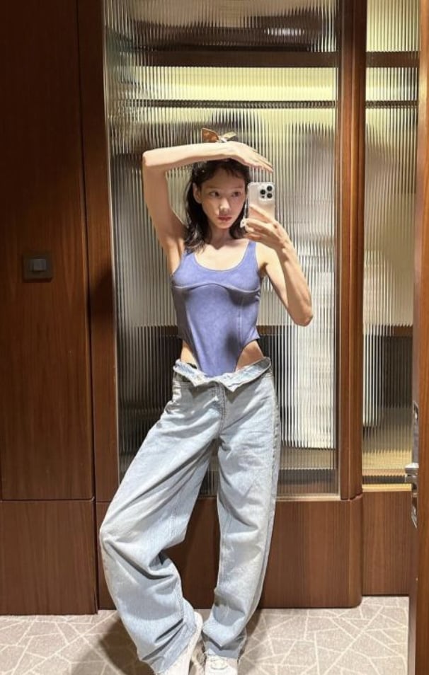 Jennie、Momo、太妍連身緊身衣怎麼穿?網友最好奇:「廁所怎麼上?」