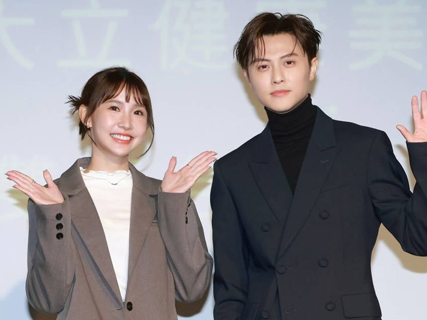 王子、粿粿偷吃風波首度同框現身開工團拜！求籤結果曝光！