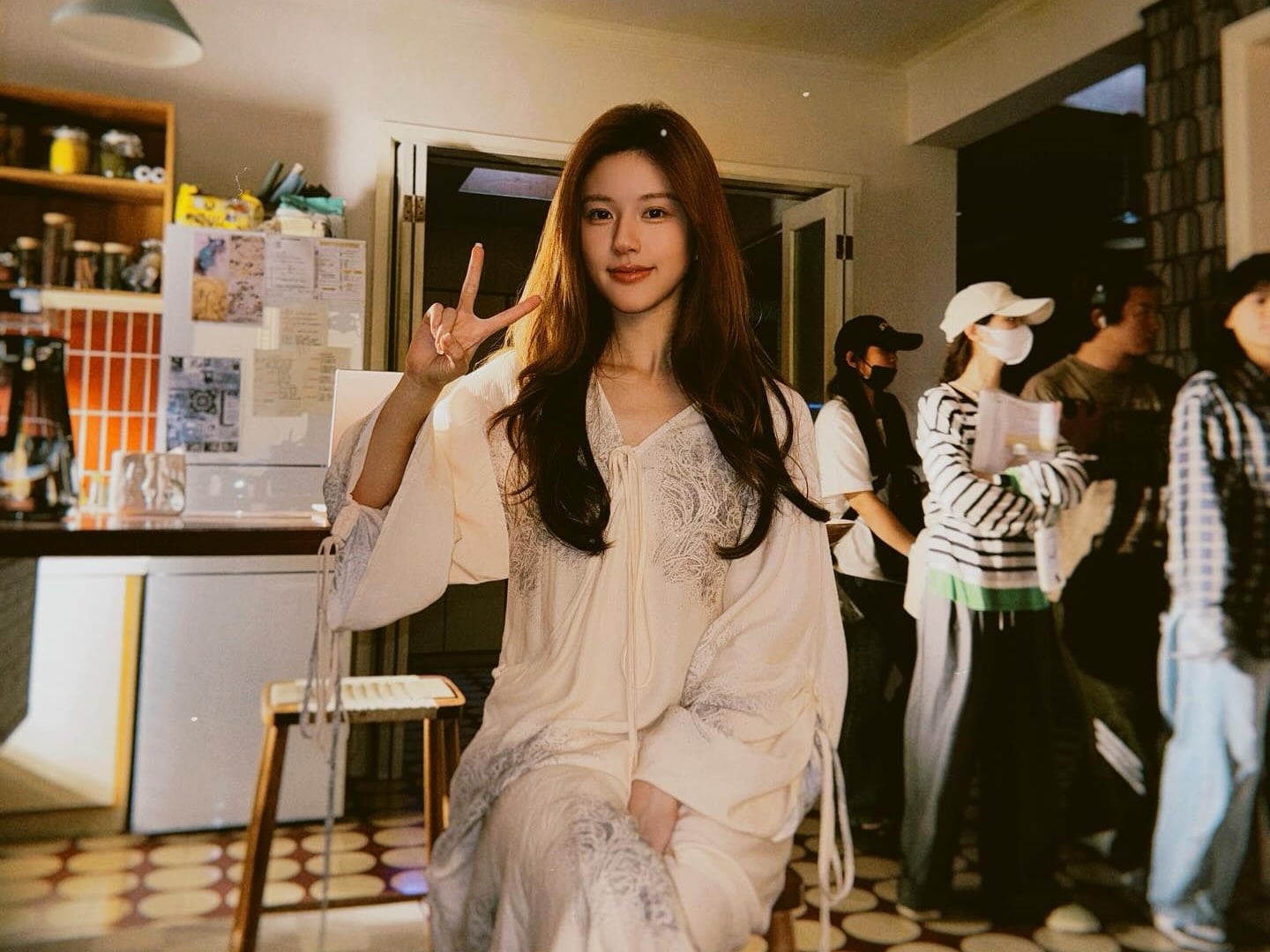 趙露思近況曝光！傳擠掉劉亦菲，和劉宇寧合作演出《宴三合》！