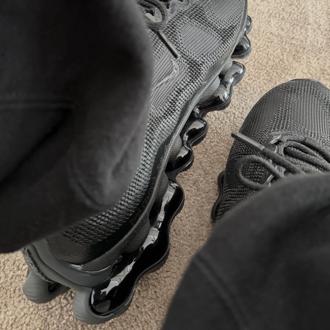 藤原浩繼續放大招!Nike Air Liquid Max 全黑閃電聯名曝光,液態氣墊科技將引爆潮流圈?