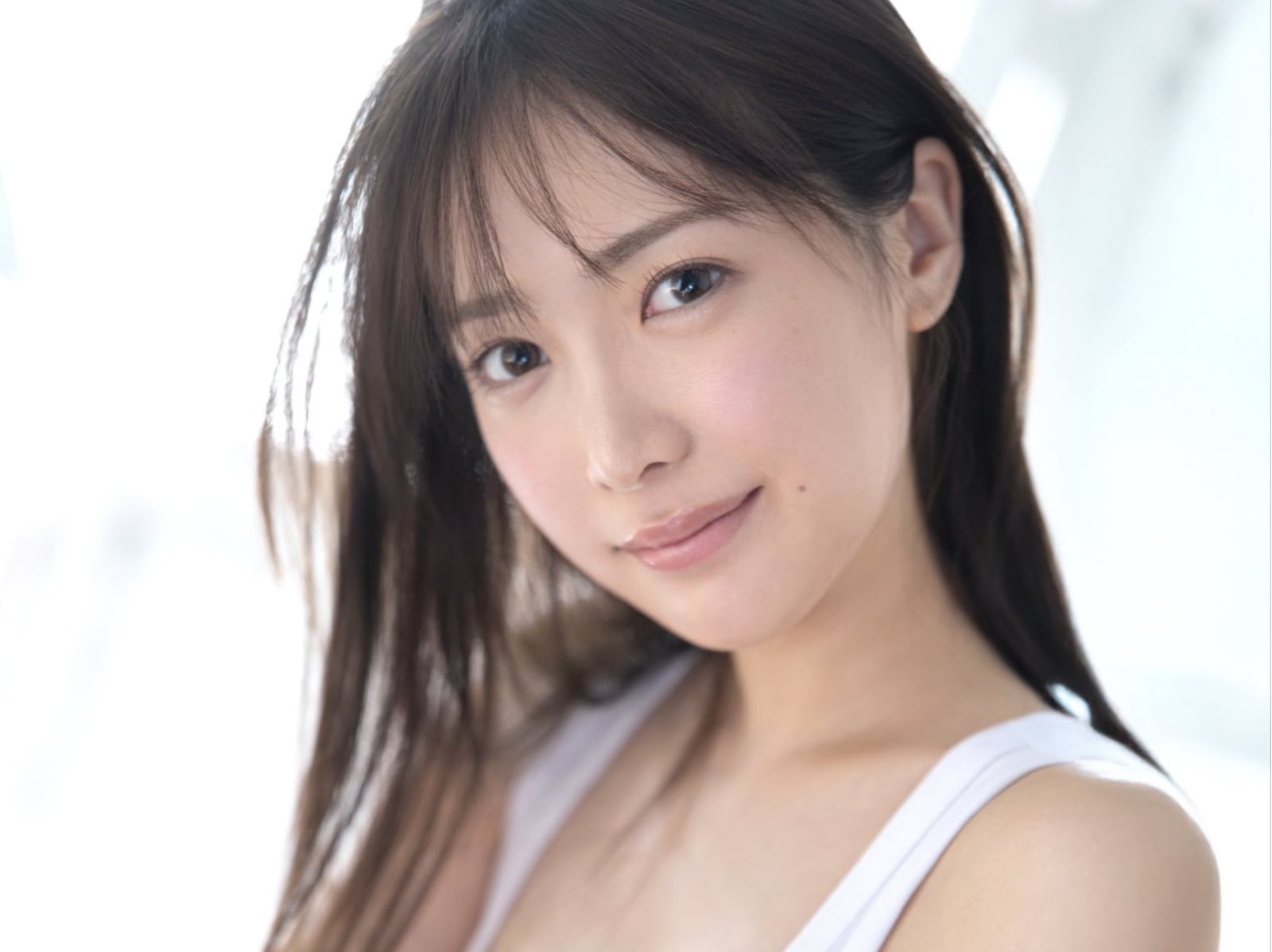 平凡女大生「鈴木希」投入 AV 界，出道契機竟是受弟弟啟發！【老司J開車】