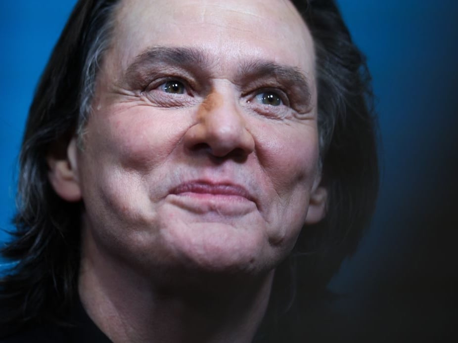 金凱瑞 Jim Carrey 凱薩獎替身、整形、陰謀論爭議不斷！主辦方出面澄清了！