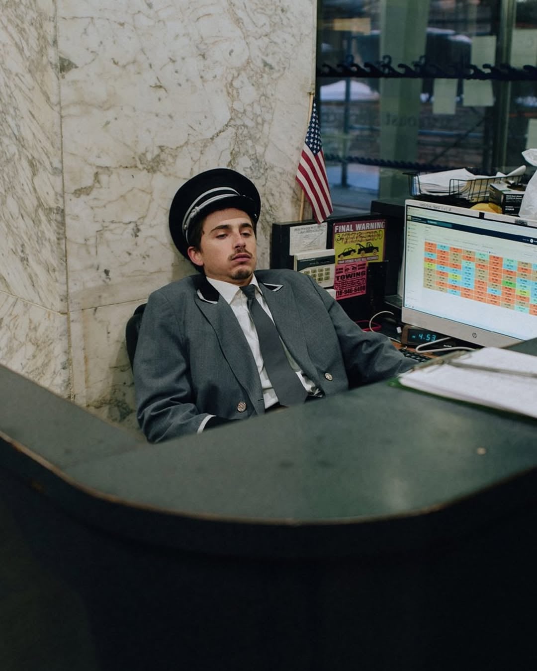 甜茶竟是《遊戲王》粉絲? Timothée Chalamet 現身紐約漫畫店對戰《遊戲王》卡牌,武藤遊戲本人降臨!