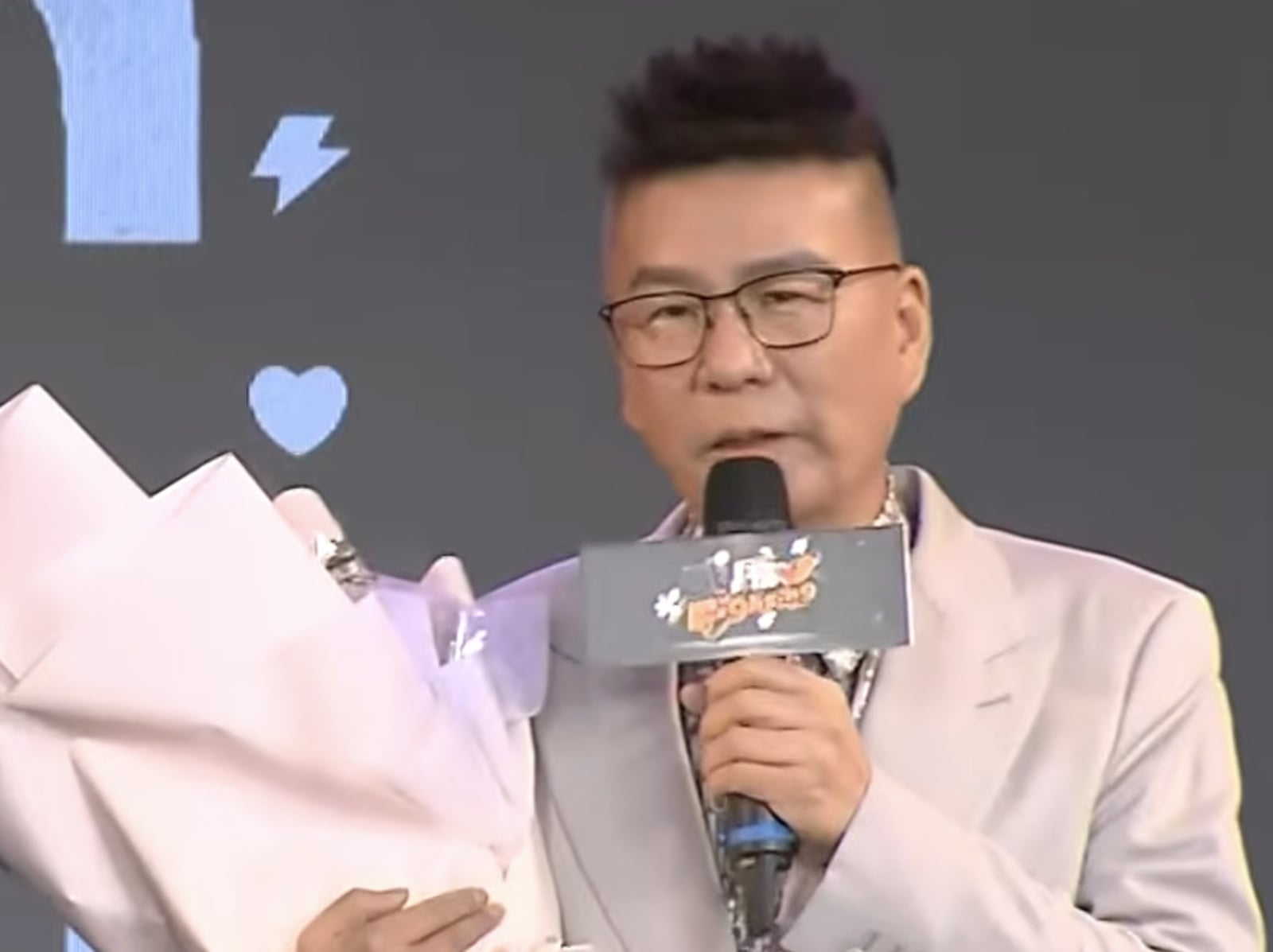 沈玉琳抗癌 7 個月復出！出席《黑白威廉 Fighting》開播記者會，好友潘若迪現身力挺！