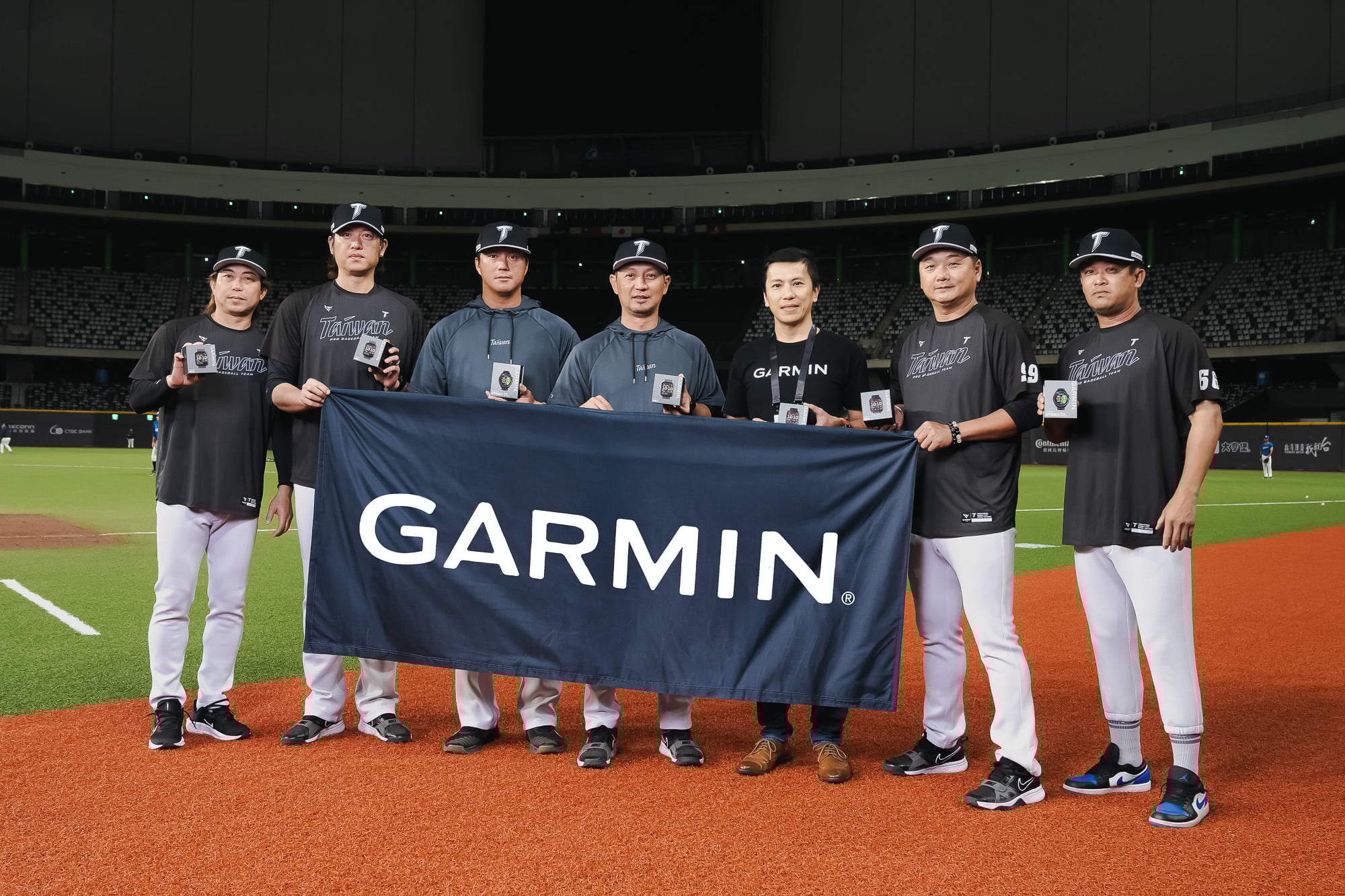 Garmin 力挺 WBC 中華隊！兩款進階智慧腕錶全面支援、抽 Team Taiwan 球員簽名球！