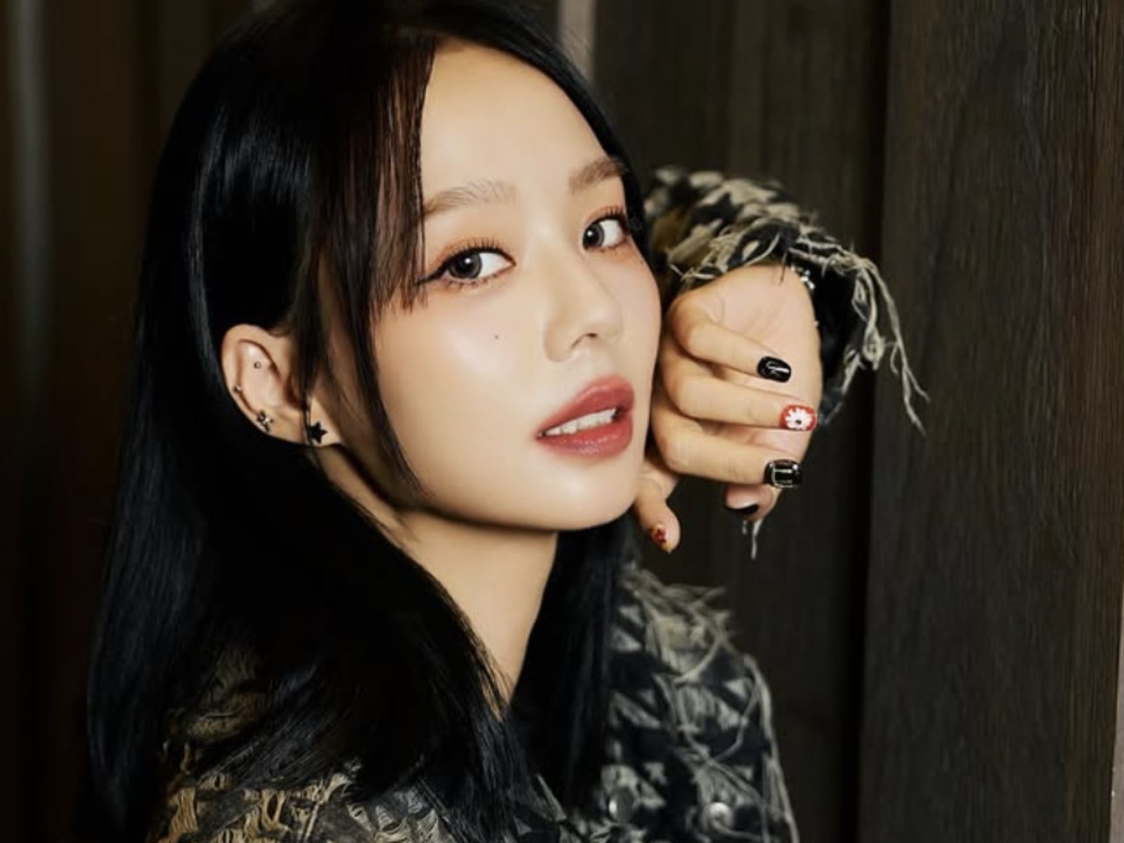 孫淑媚 IG 曬身高 158 公分花絮照！45 歲狀態嫩如少女，安心亞直言：「嗎呀電到我！」