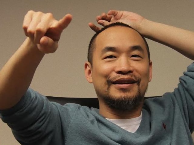 黃立成加密貨幣半年虧損 23 億！Threads 曬自拍照坦言：「要省錢剪頭髮了！」