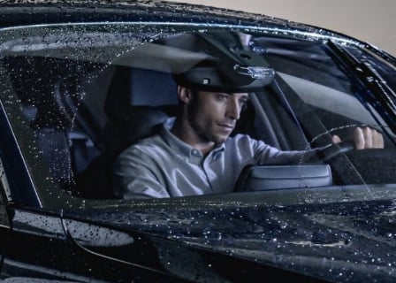 汽車雨刷刮不乾淨、跳動別急著換！2B 鉛筆一塗搞定！