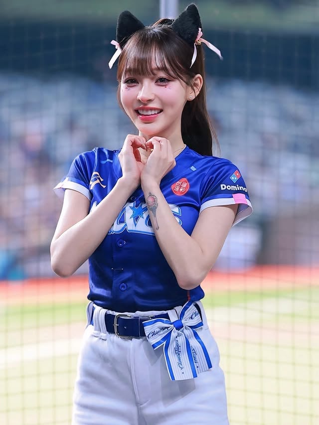 CT AMAZE 林襄、峮峮登陸東京巨蛋！日媒封「銀河系美女軍團」台式應援震撼全場！