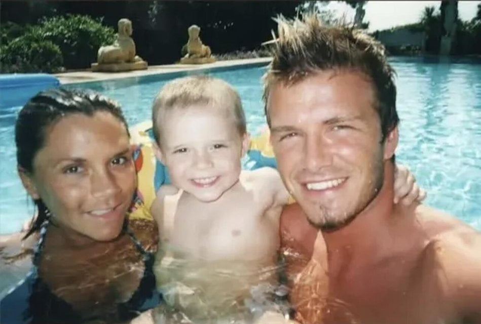 布魯克林貝克漢  Brooklyn Beckham 無視父親慶生文！甜回老婆妮可拉 IG：「我愛你女孩！」