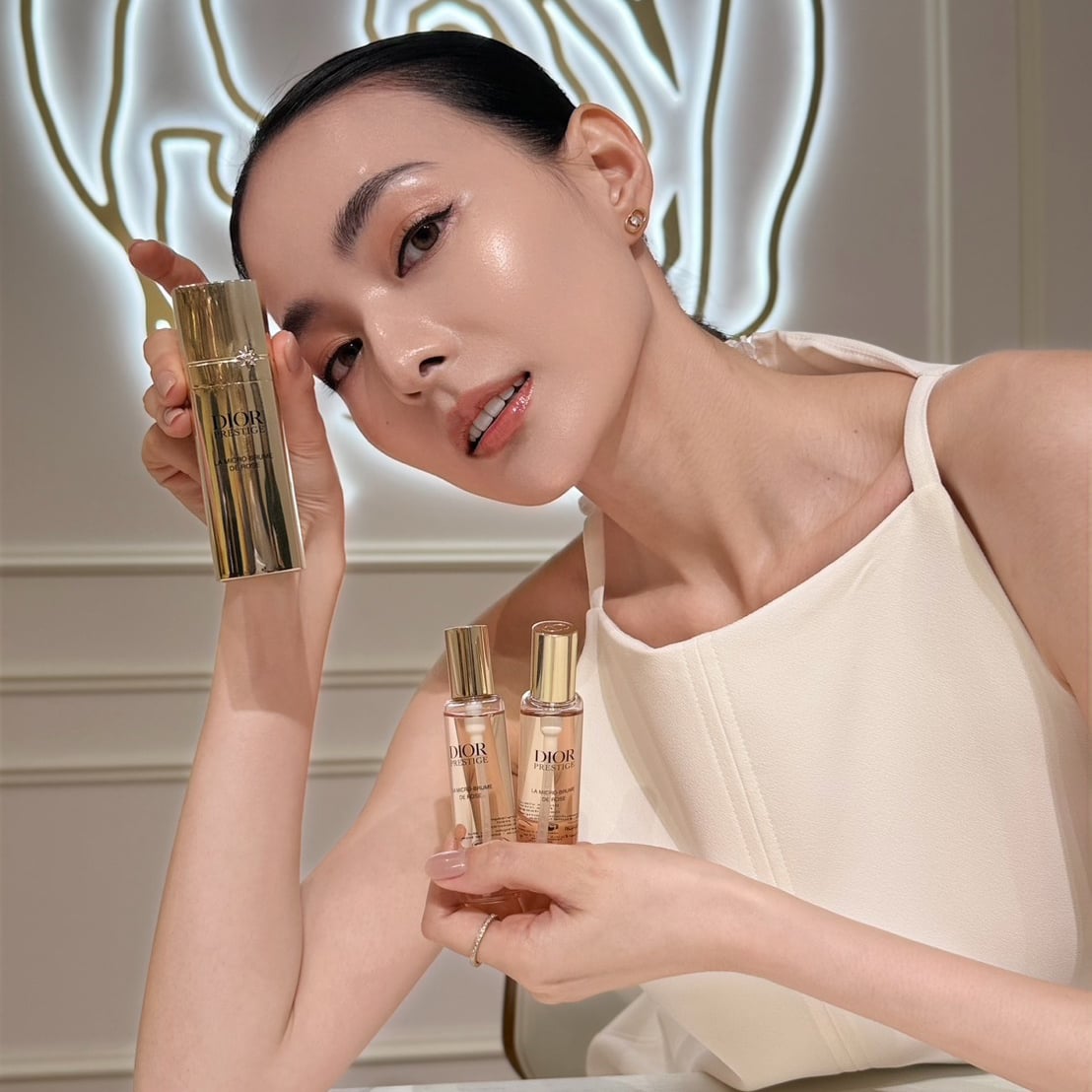 迪奧精萃再生賦活玫瑰噴霧