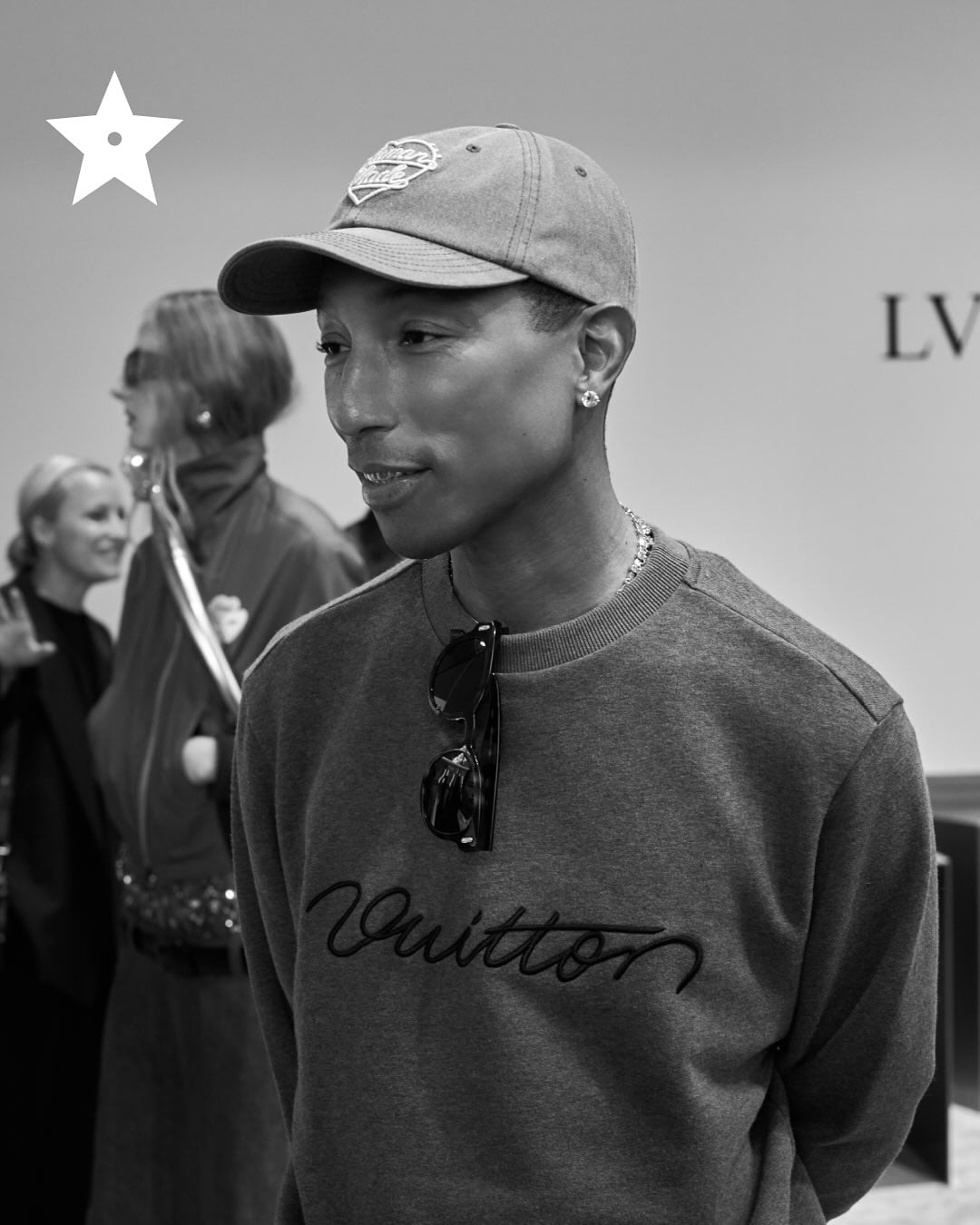 菲董 52 歲完全看不出歲月痕跡！從音樂製作到 LV 創意總監，逆齡秘訣竟藏在這份熱情中⋯