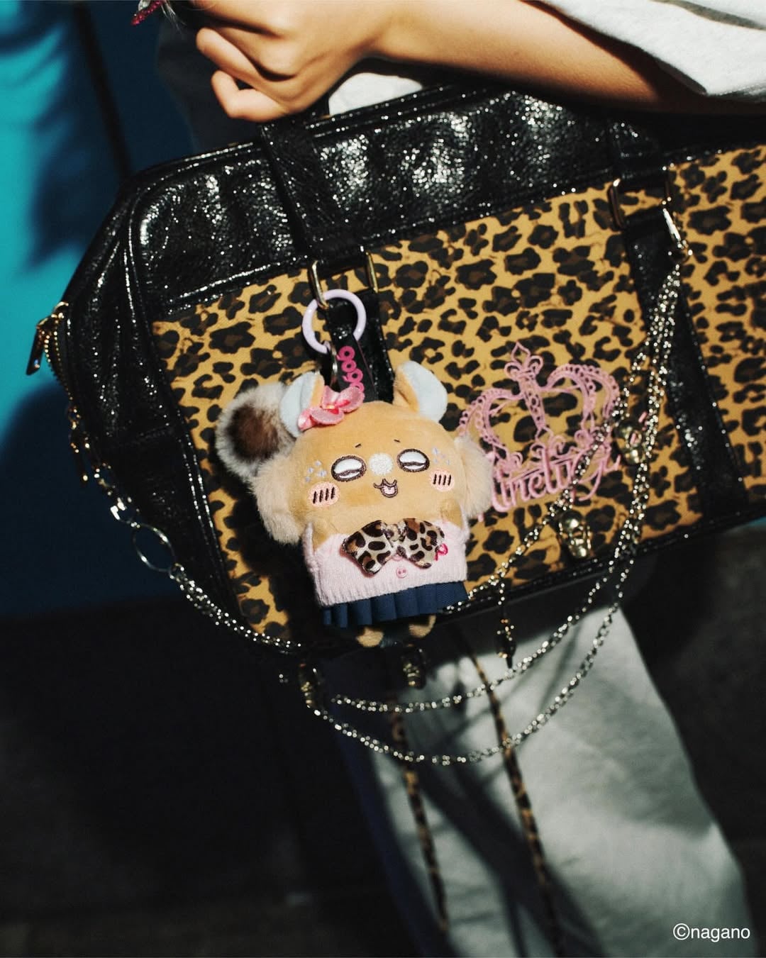 吉伊卡哇 × 9090 聯名太萌！角色全變身小麥肌「109 辣妹」，預購方式與日期一次看！