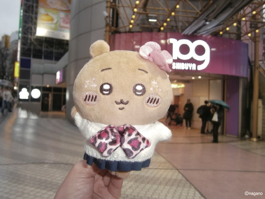 吉伊卡哇 × 9090 聯名太萌！角色全變身小麥肌「109 辣妹」，預購方式與日期一次看！