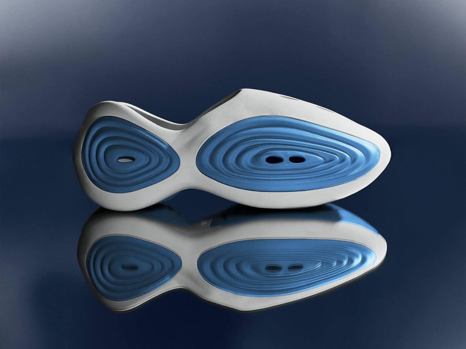 Crocs Ripple Clog「Neon Ocean」發售情報公開！水藍色波紋超搶眼、問鼎最潮「洞洞鞋」！