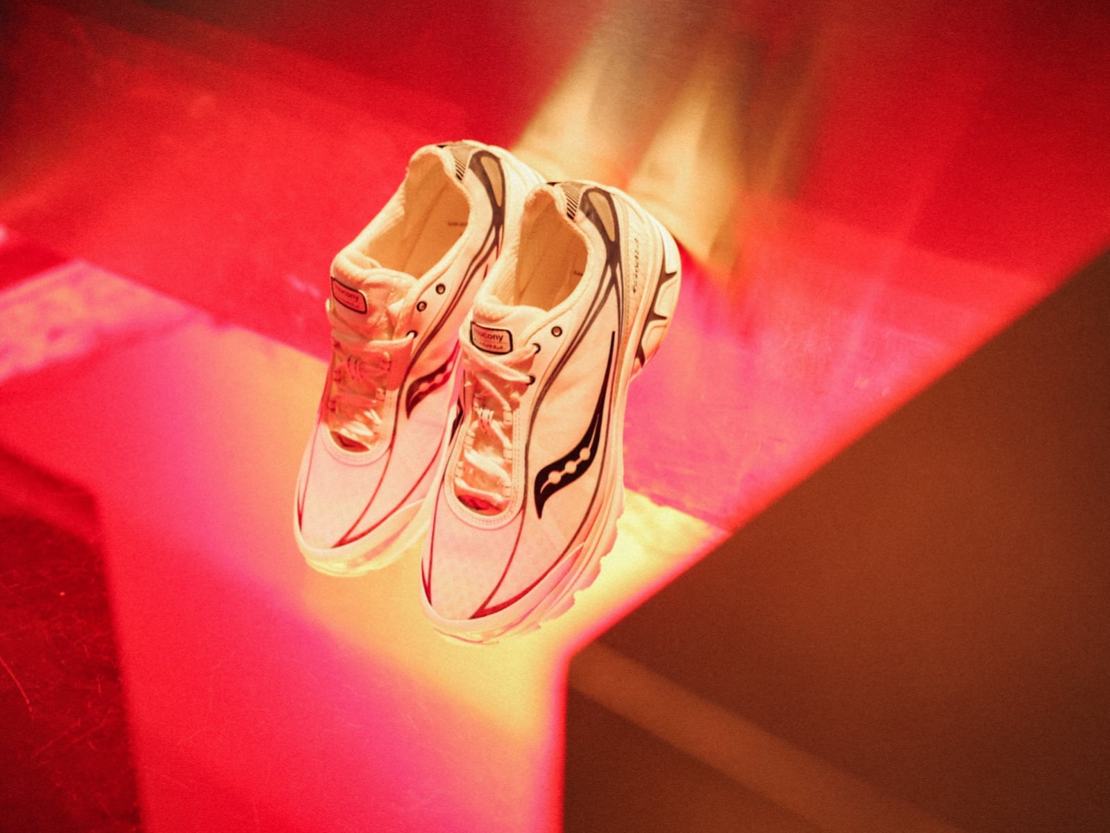 Saucony KINVARA 1 經典元祖鞋款驚喜回歸！再現 2010 年代純粹跑格！